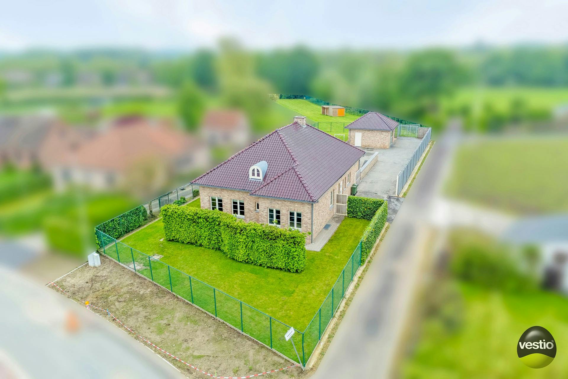 Unieke Villa te koop: ontdek de rust en luxe van regio Mombeek!